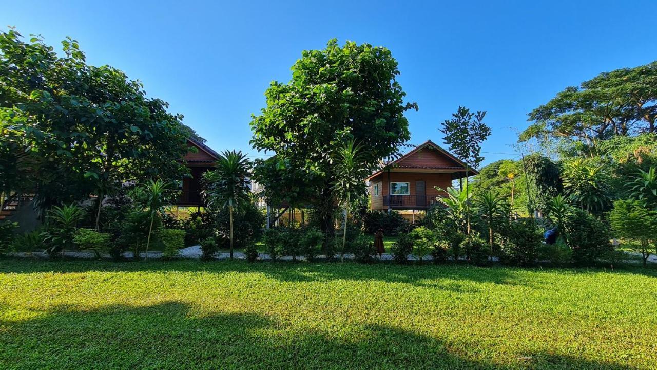 Pasanchai Bungalow Vang Vieng Exterior foto
